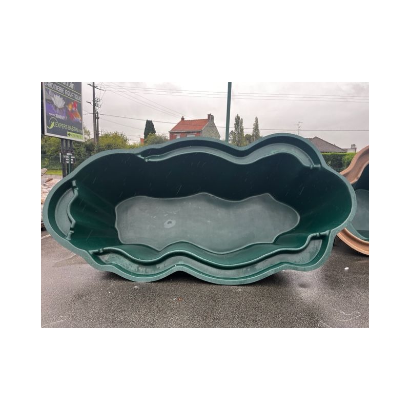 Bassin de jardin Préformé Expert 7000L en exterieur